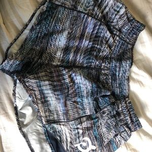 Lululemon for peloton hotty hot short 4”